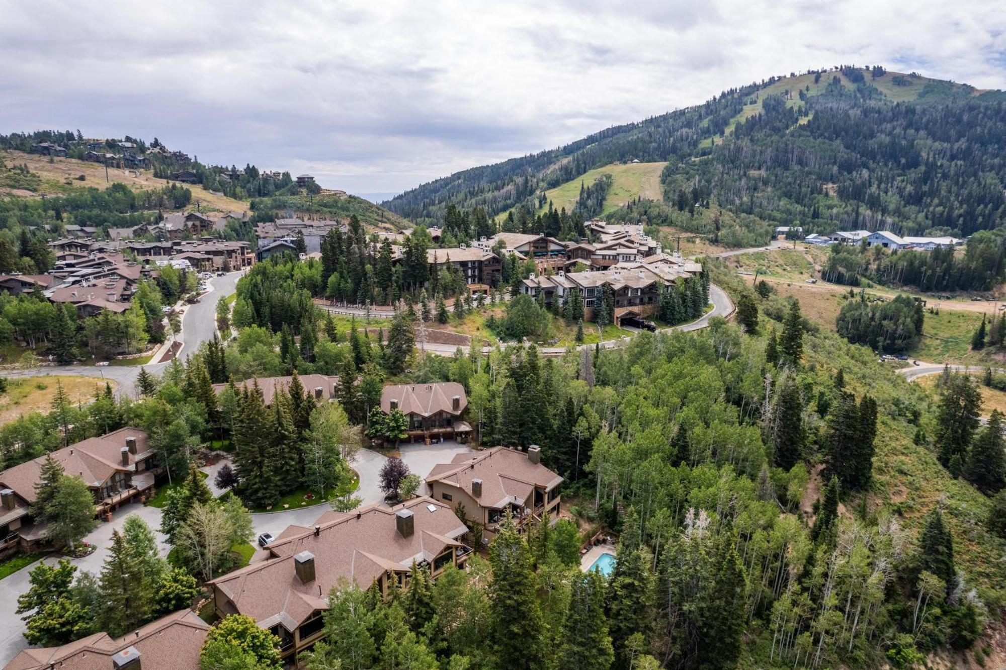 Deer Valley Little Belle Ultimate Ski Getaway, Sleeps 14, Luxury Design, Private Hot Tub, Park City Bagian luar foto