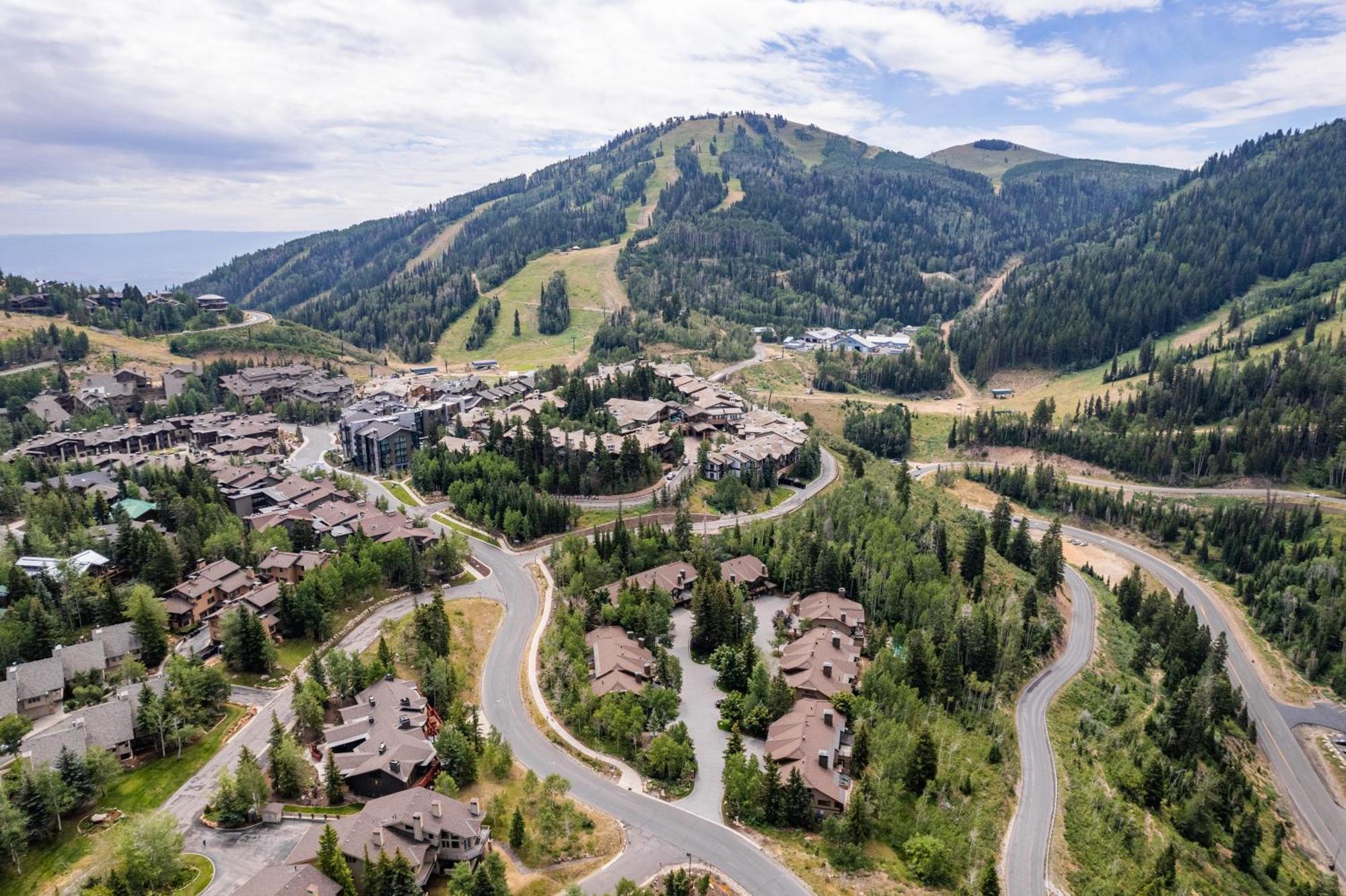 Deer Valley Little Belle Ultimate Ski Getaway, Sleeps 14, Luxury Design, Private Hot Tub, Park City Bagian luar foto